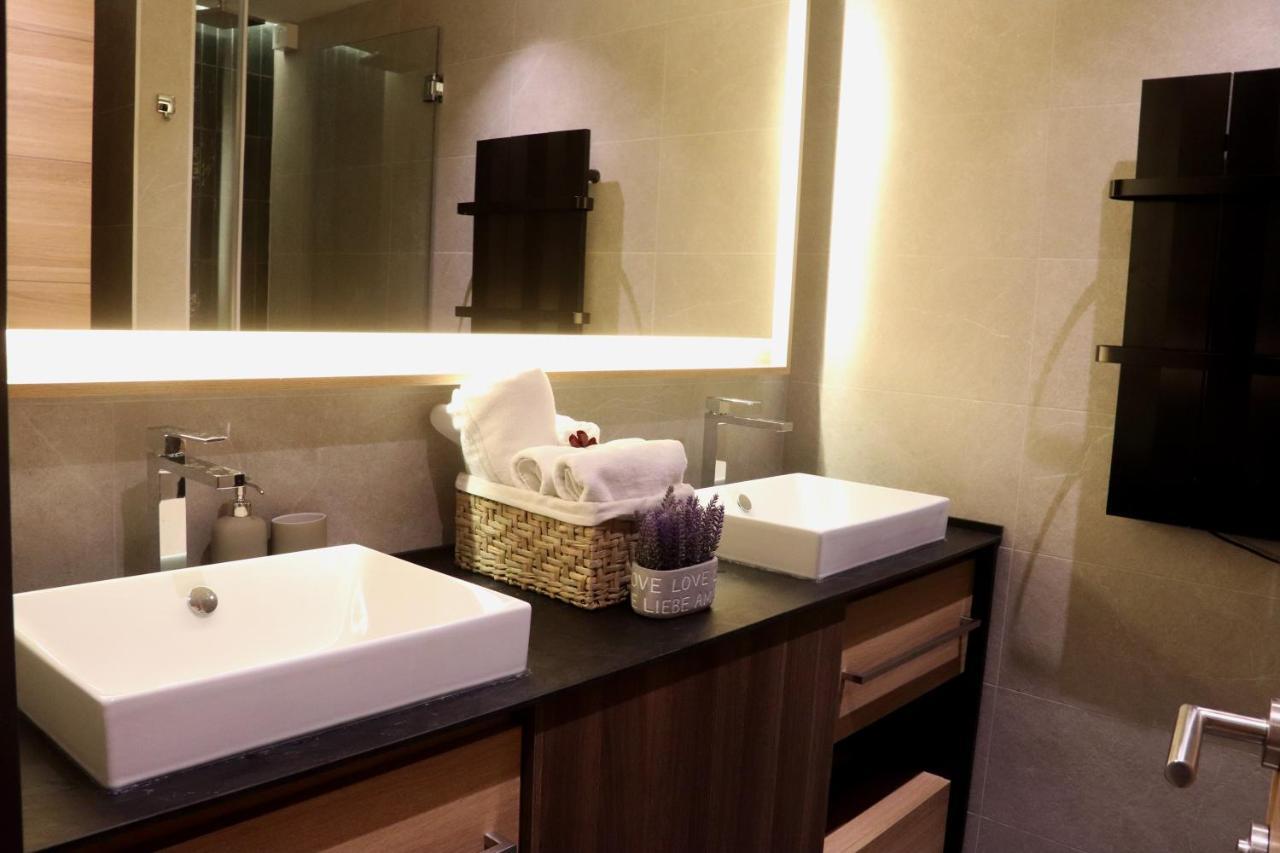 Superior Woodside Residences & Spa Kopaonik Luaran gambar